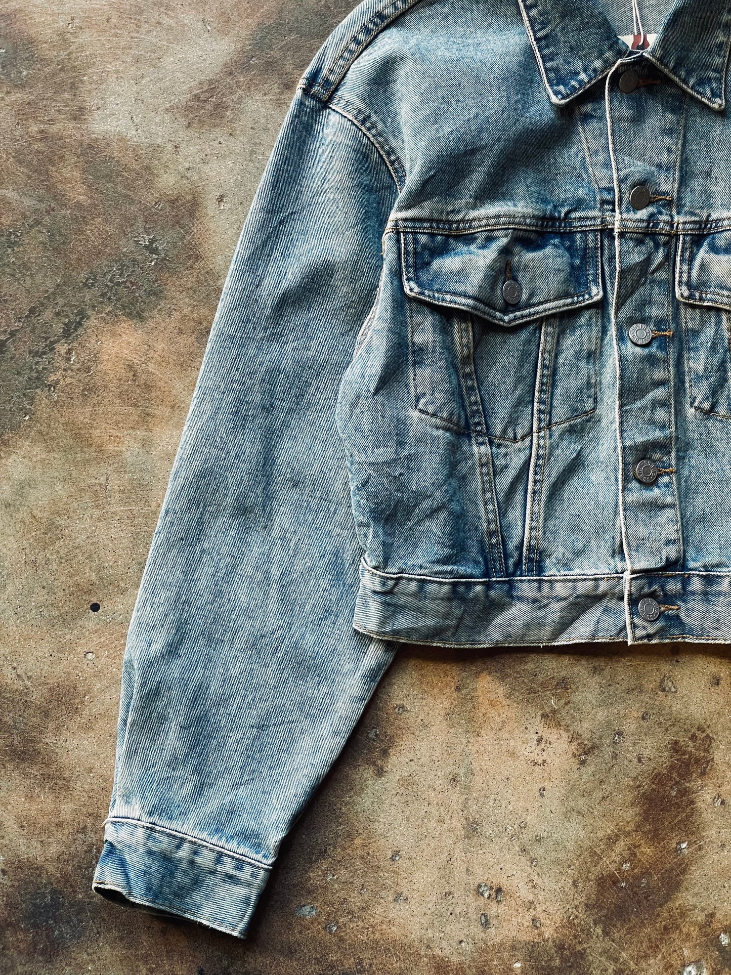 1980’s-90’s Guess Cropped Denim Jacket | Small