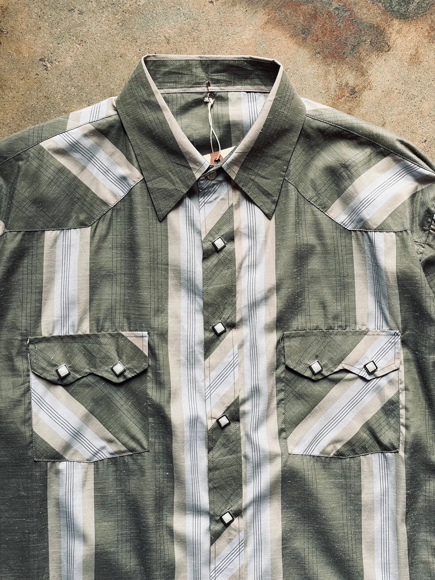 Vintage Striped Diamond Pearl Snap | X-Large