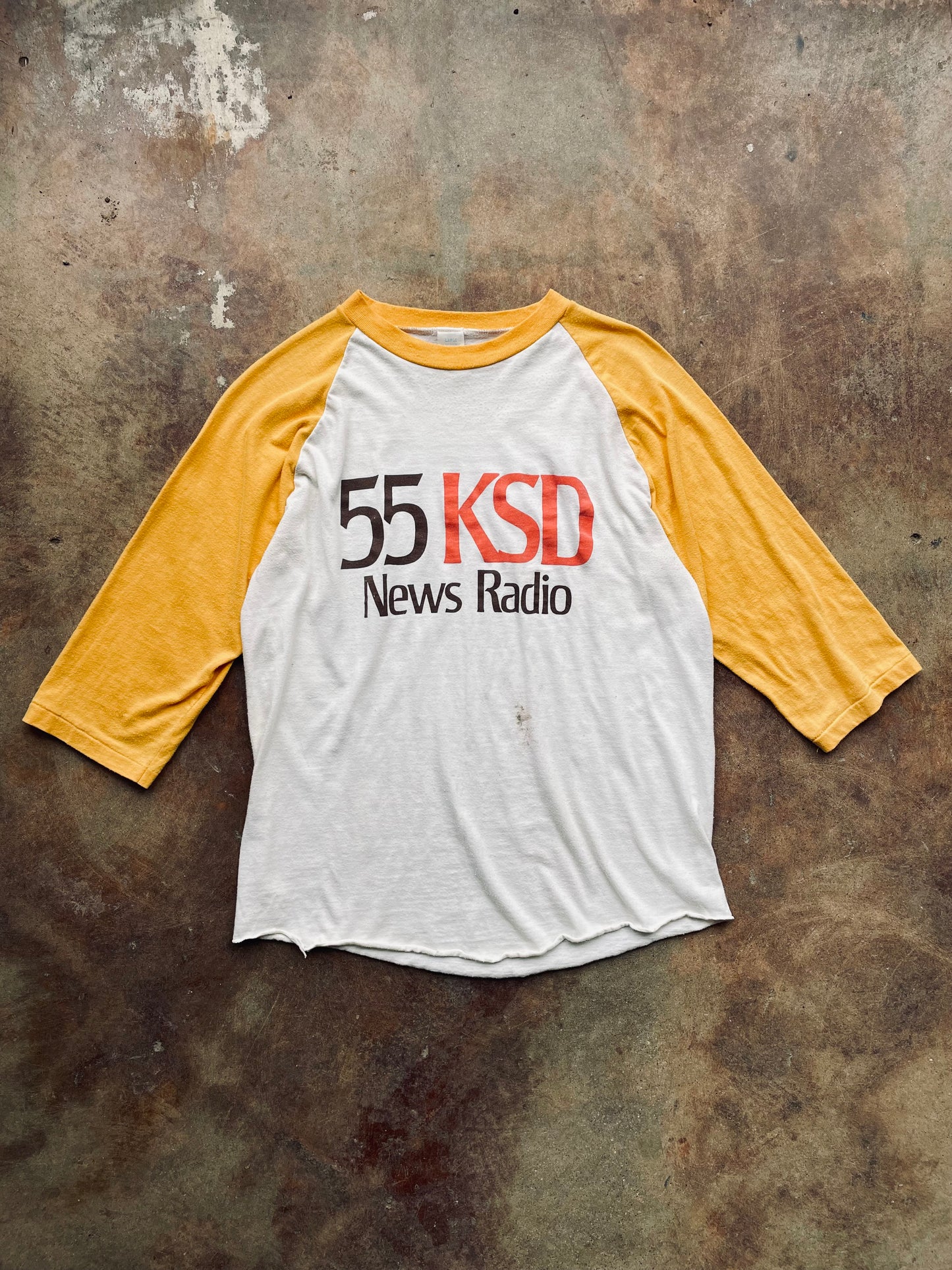 1980’s 55 KSD News Radio Baseball Tee | Large