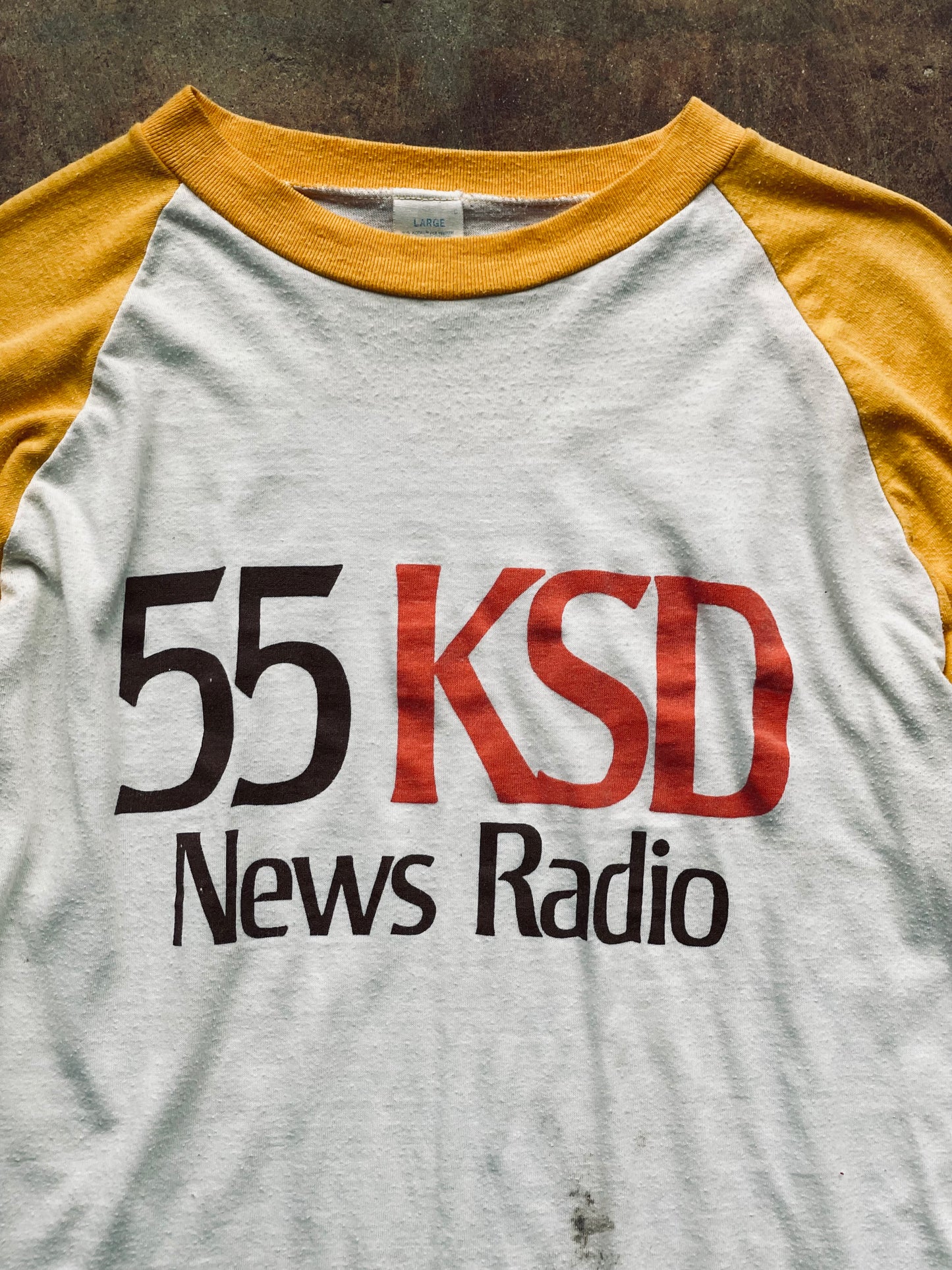 1980’s 55 KSD News Radio Baseball Tee | Large