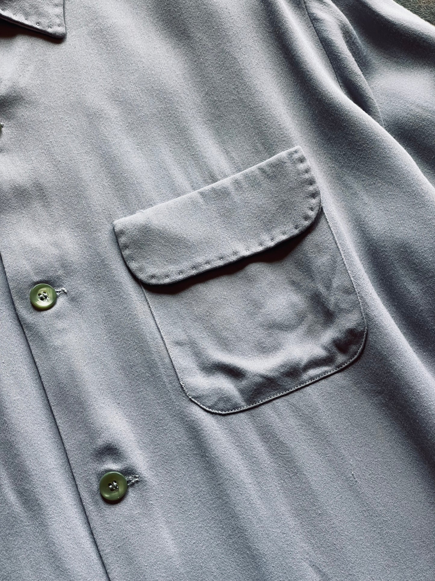 1950’s Pilgrim Gaberdine Loop Collar Shirt | Large