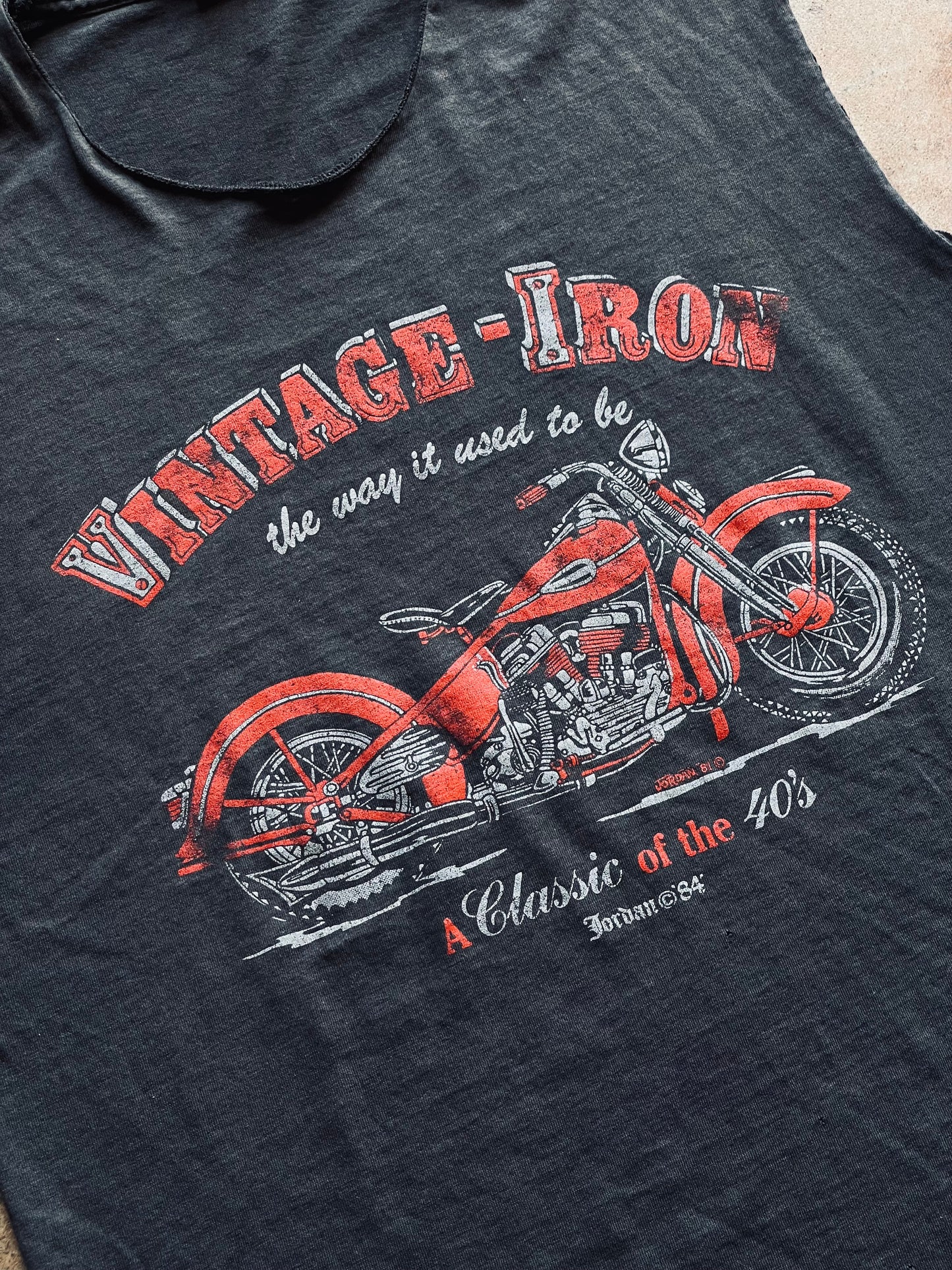 1984 Vintage-Iron Cut Off Tee | Large