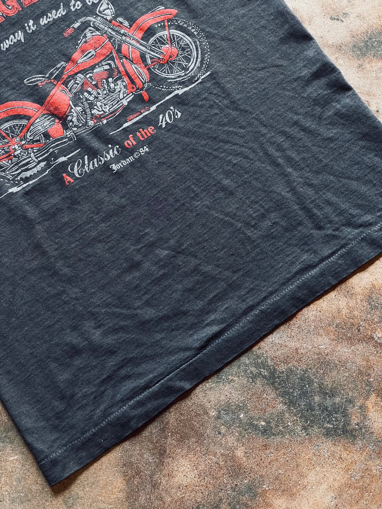 1984 Vintage-Iron Cut Off Tee | Large