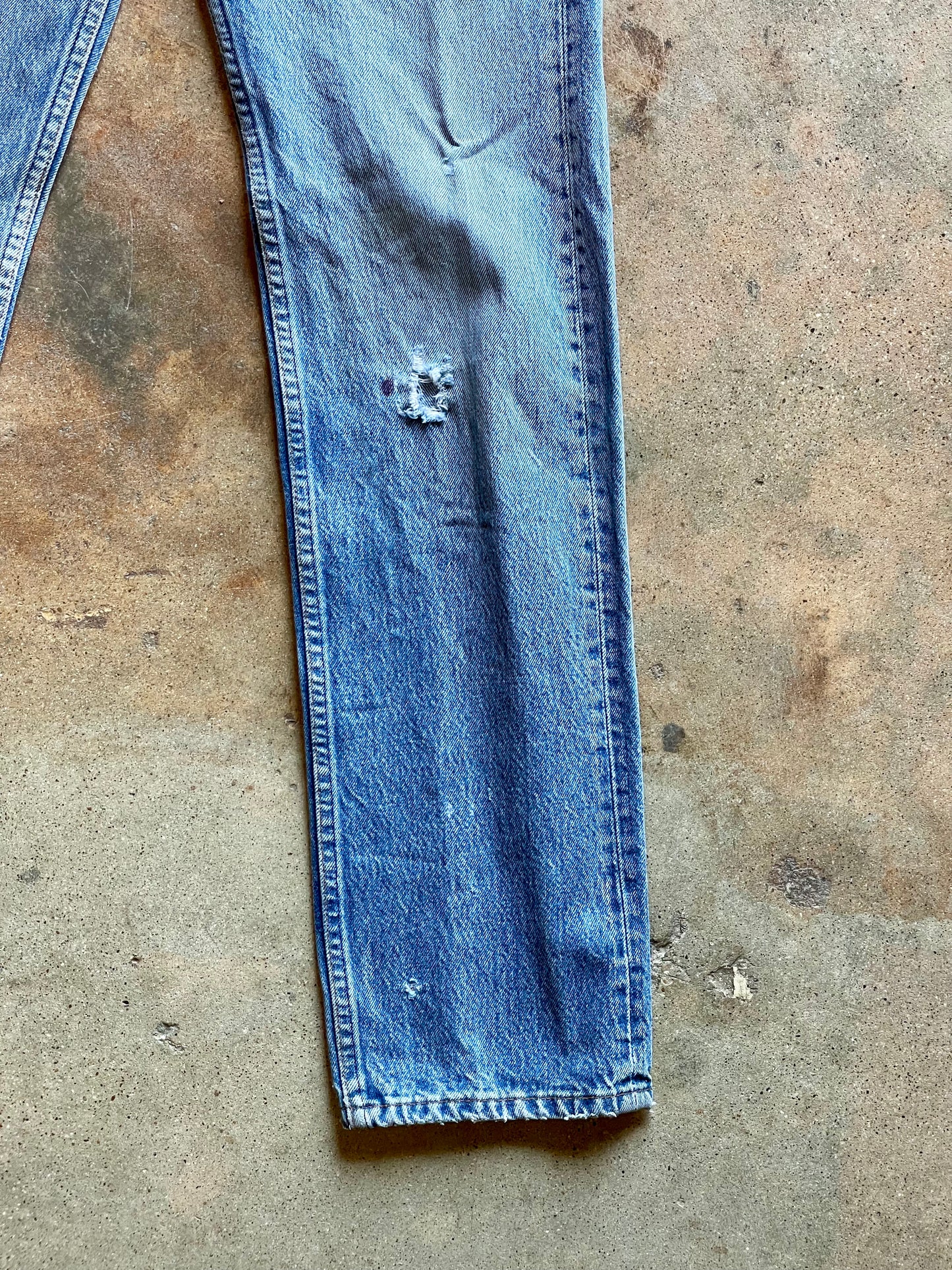 1980’s Levi’s 501 Button Fly Denim | 28x33
