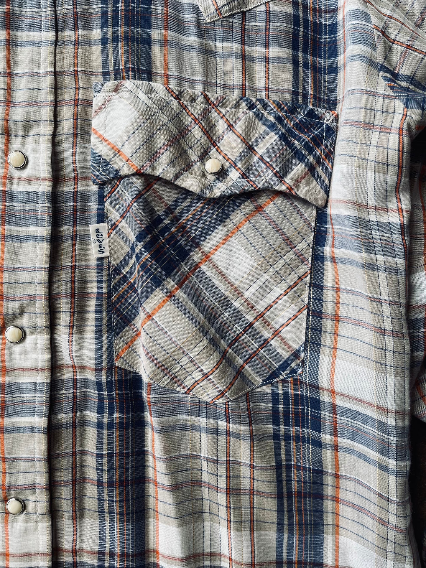 1980’s Levi’s Slim Fit Western Pearl Snap | Medium