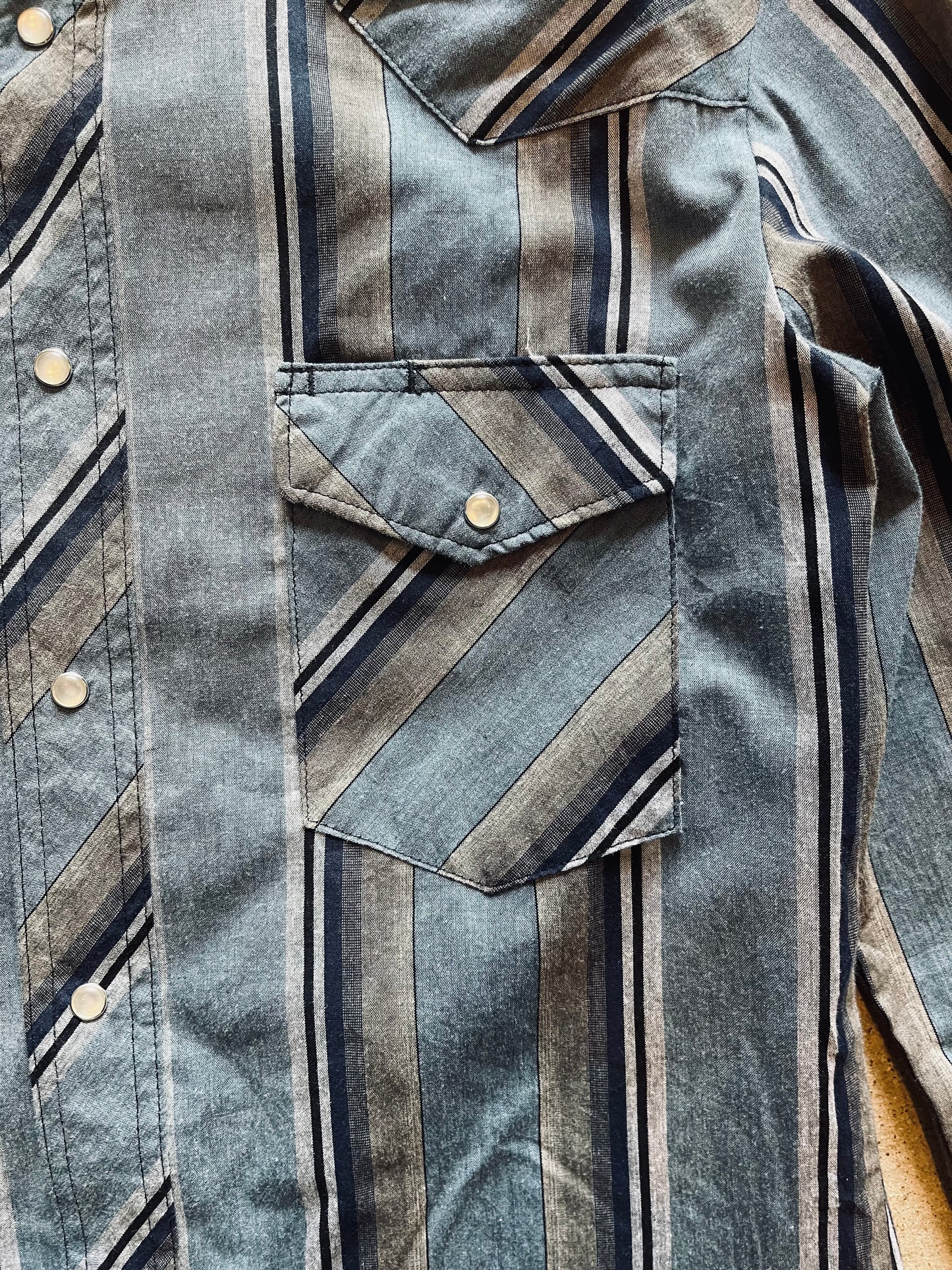 1990’s Wrangler Striped Pearl Snap | Small
