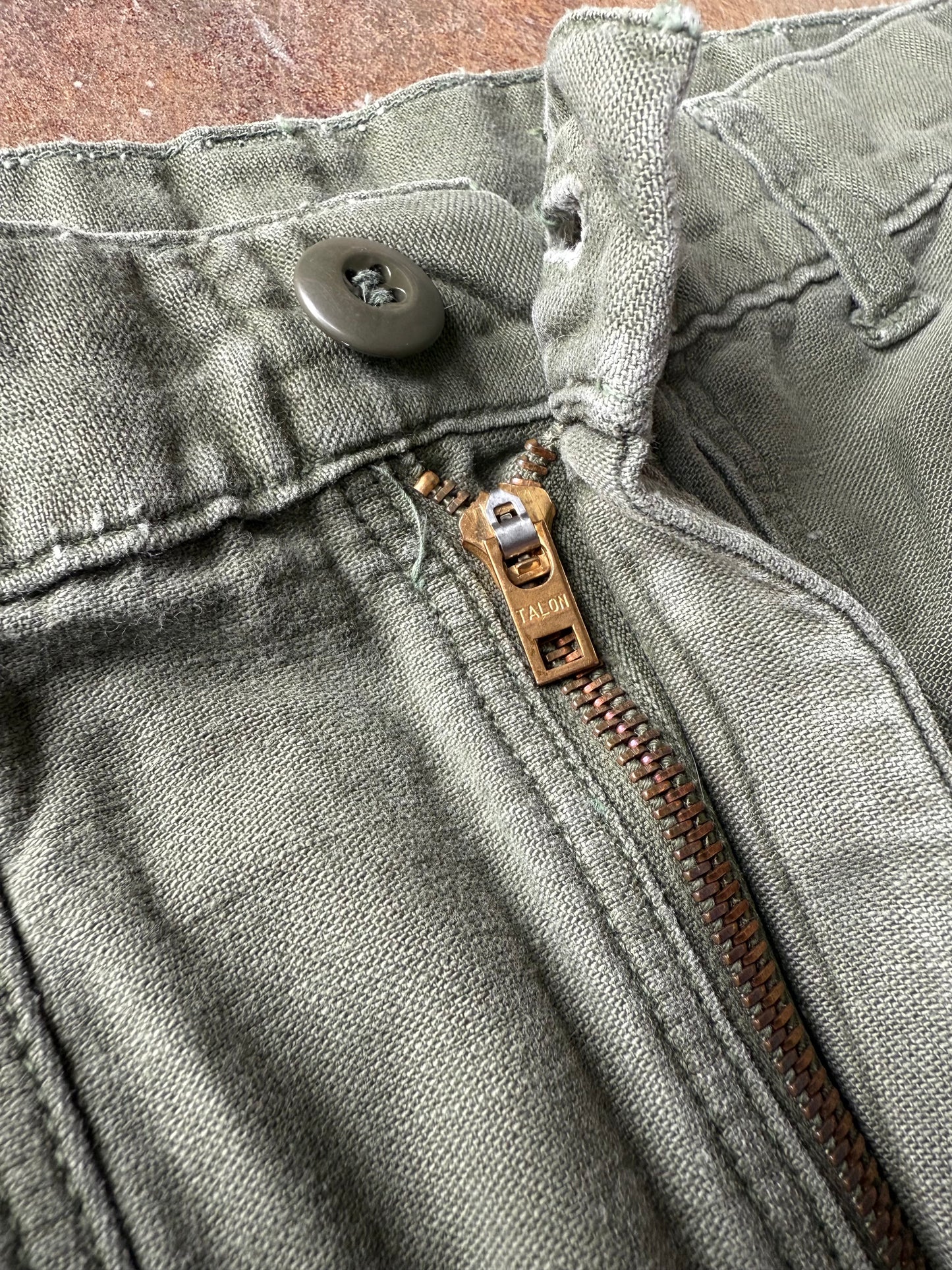 Vintage U.S. Military OG-107 Sateen Trousers | 33X30