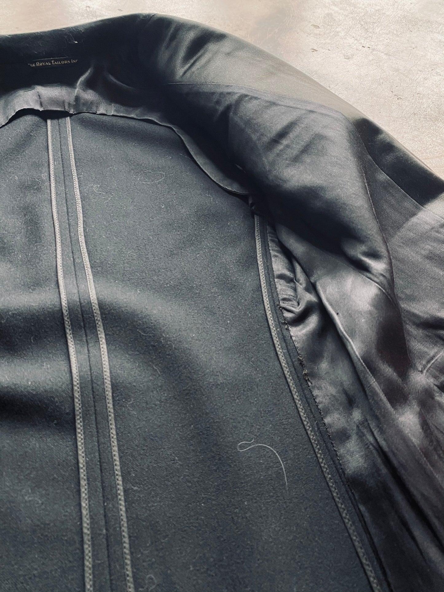 1930s Royal Tailors Inc Custom Tuxedo | 38R