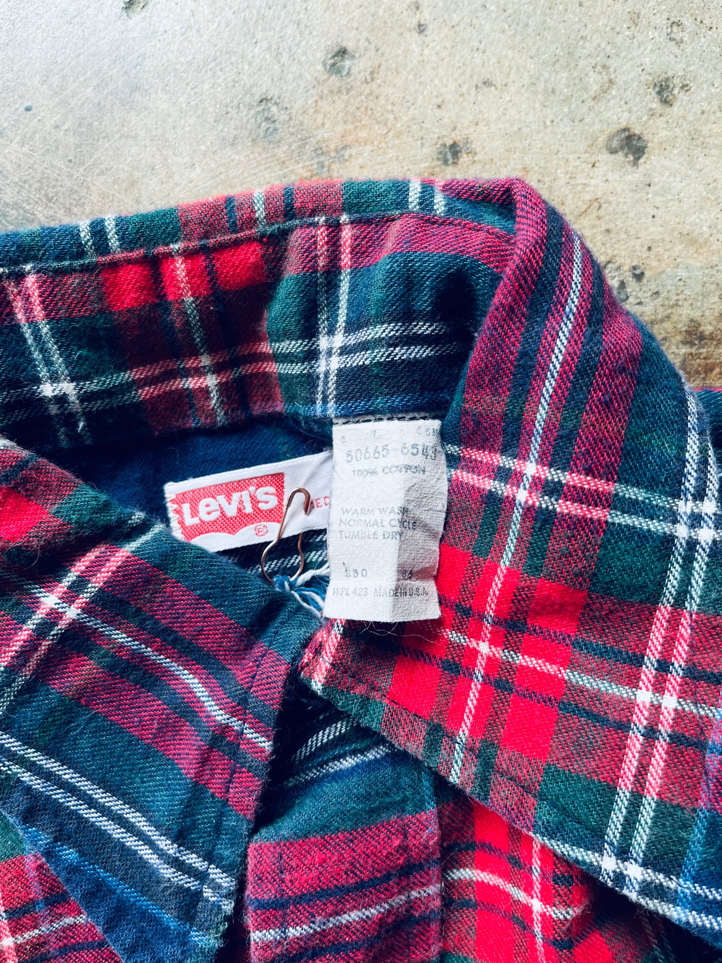 1980’s Levi’s White Tab Western Flannel | Medium