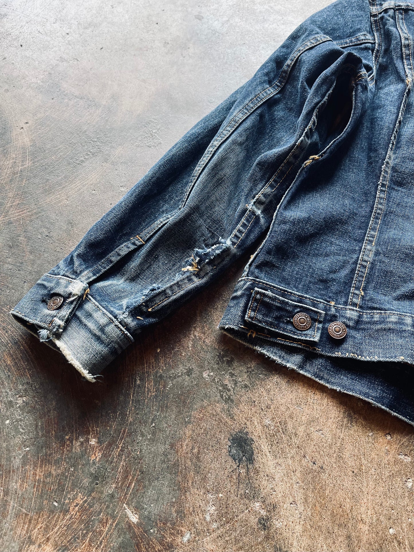 Late 1960’s Levi’s Type-III Big E Trucker Jacket | Medium