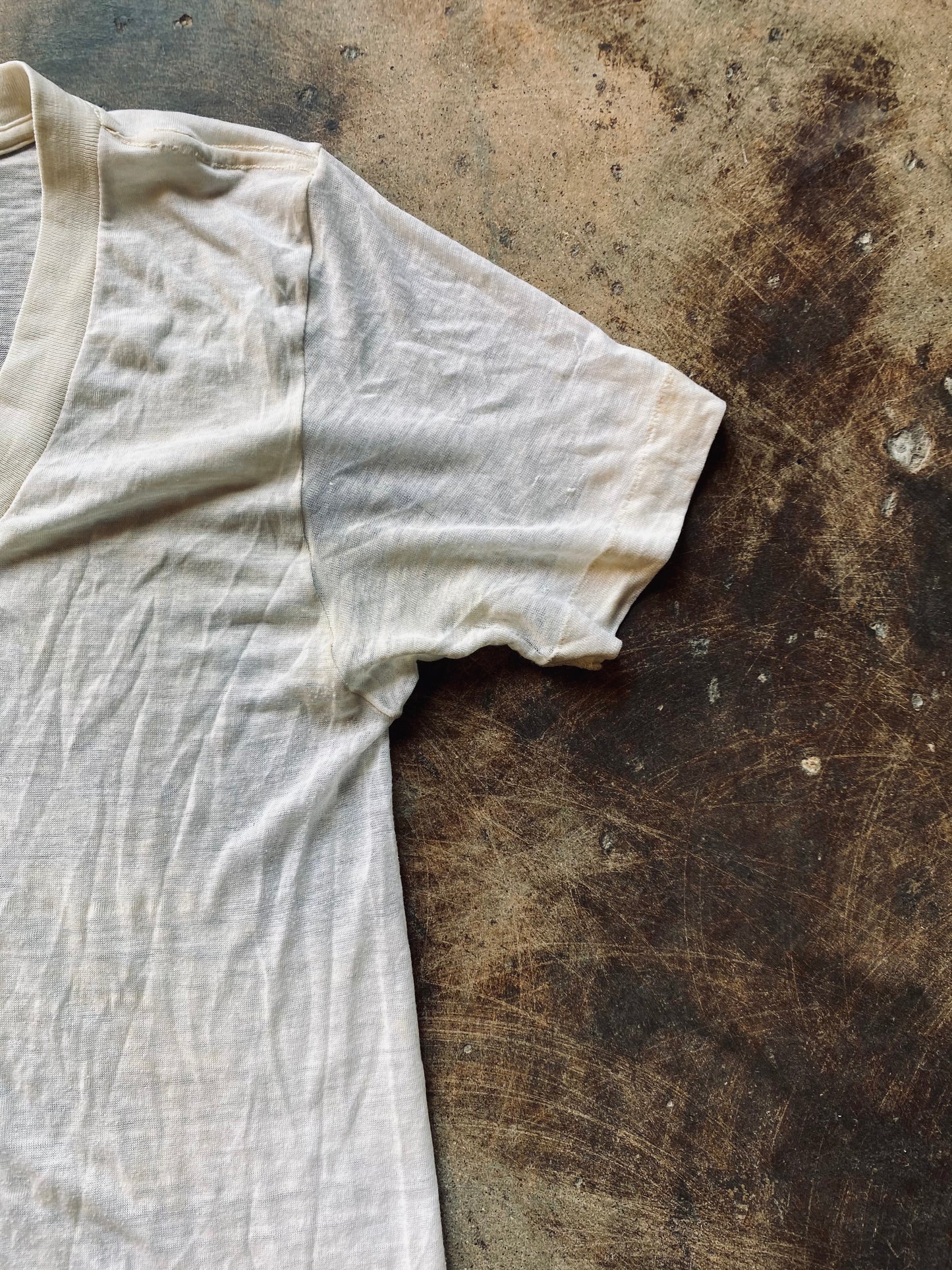 1950s V-Neck Blank Tee