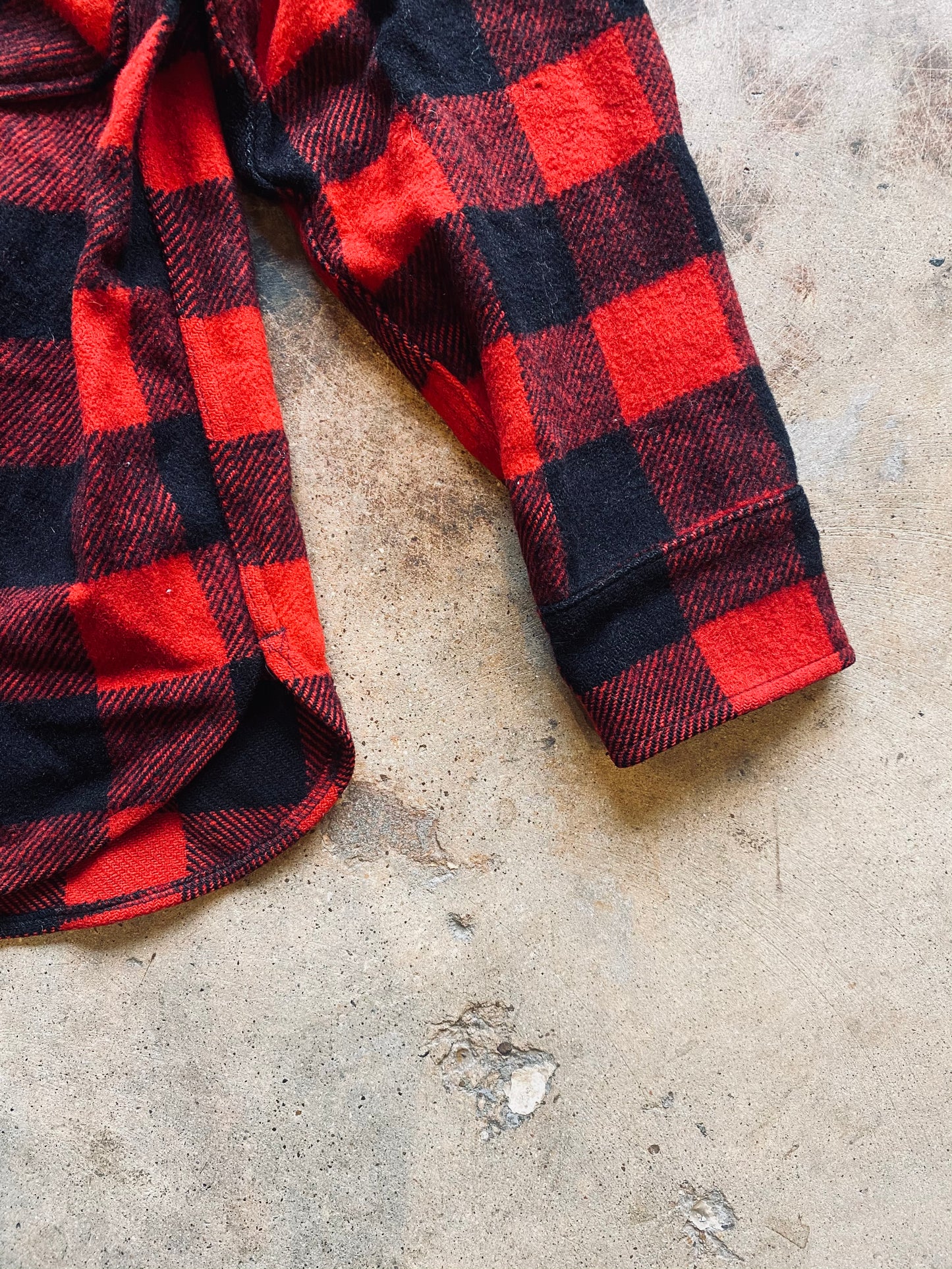 1970s Buffalo Plaid Wool Shirt | Small