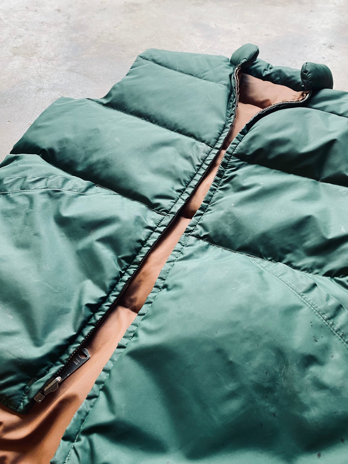 1980s Down East Reversible Quilted Vest | Medium