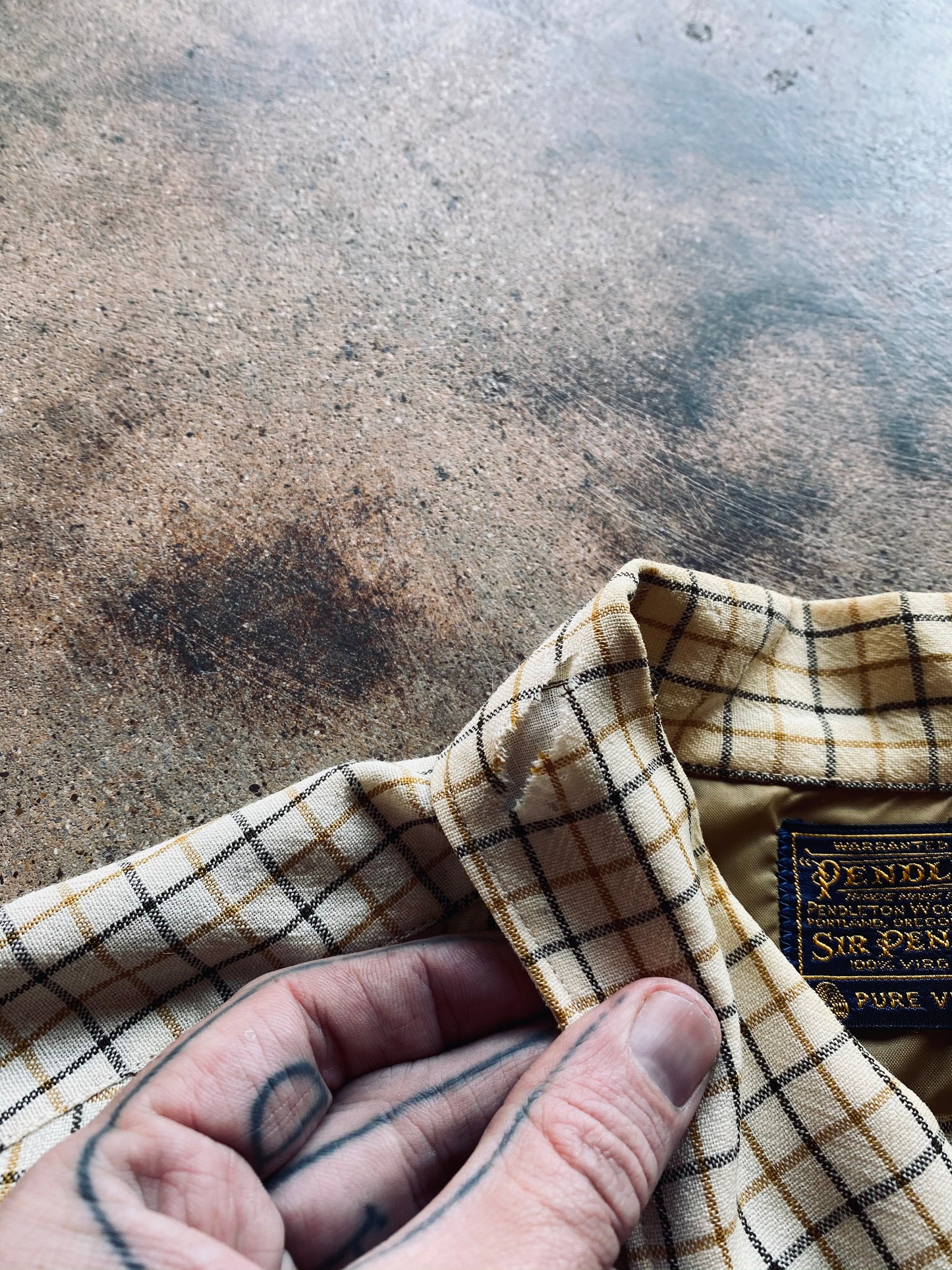 1950s Pendleton Board Shirt | Medium
