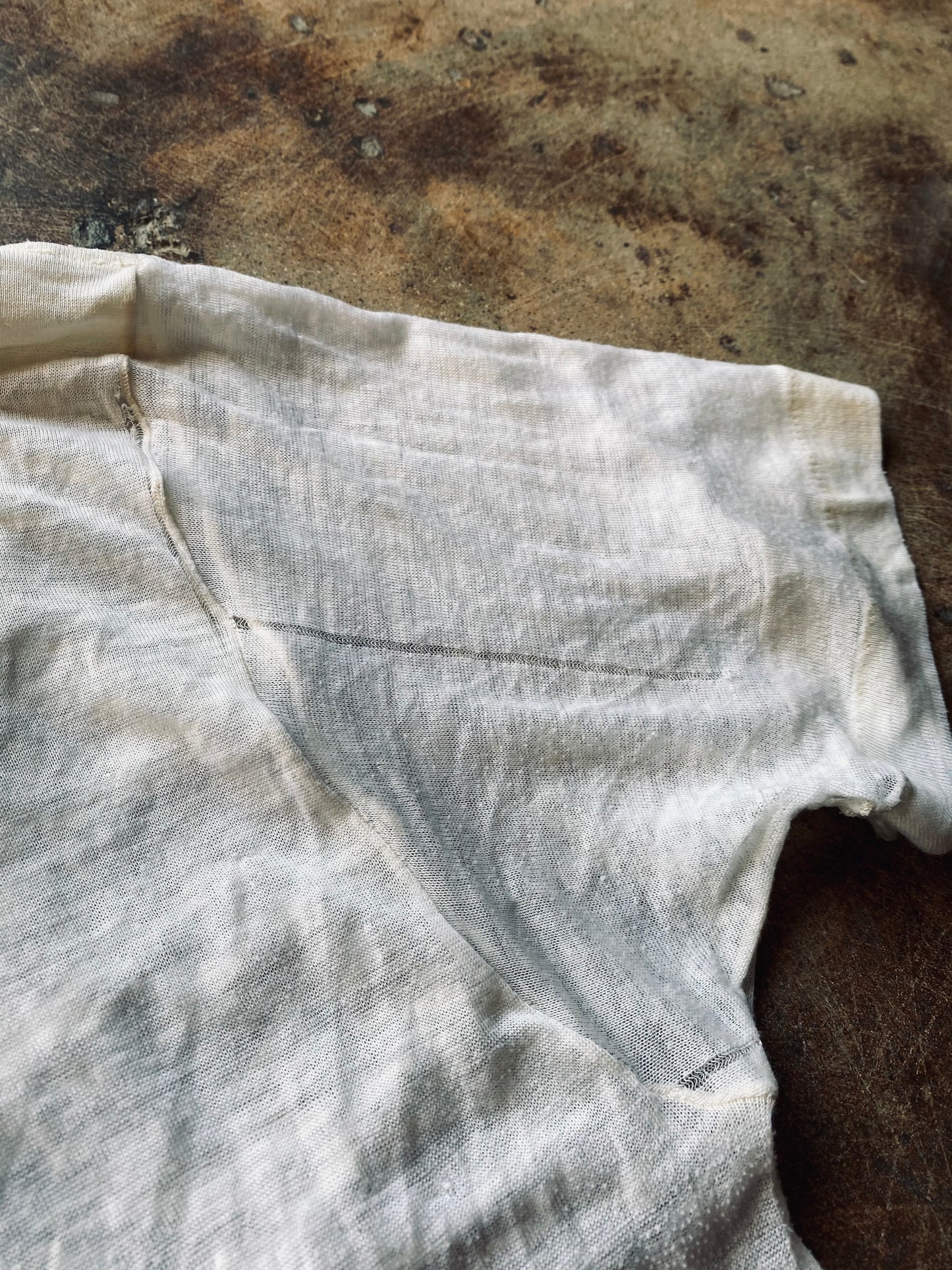 1950s V-Neck Blank Tee