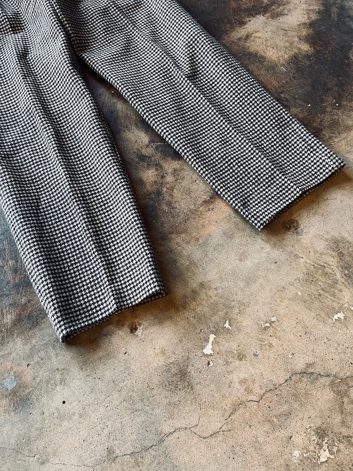 Vintage J. Crew Houndstooth Pleated Trouser | 32R