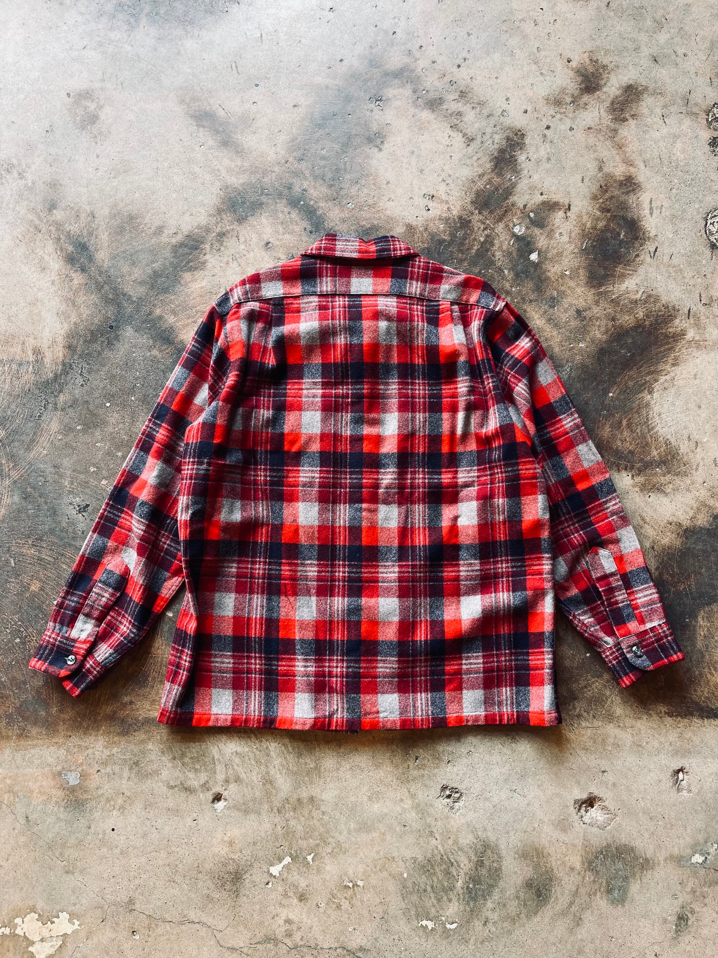 1960’s Pendleton Board Shirt | Large