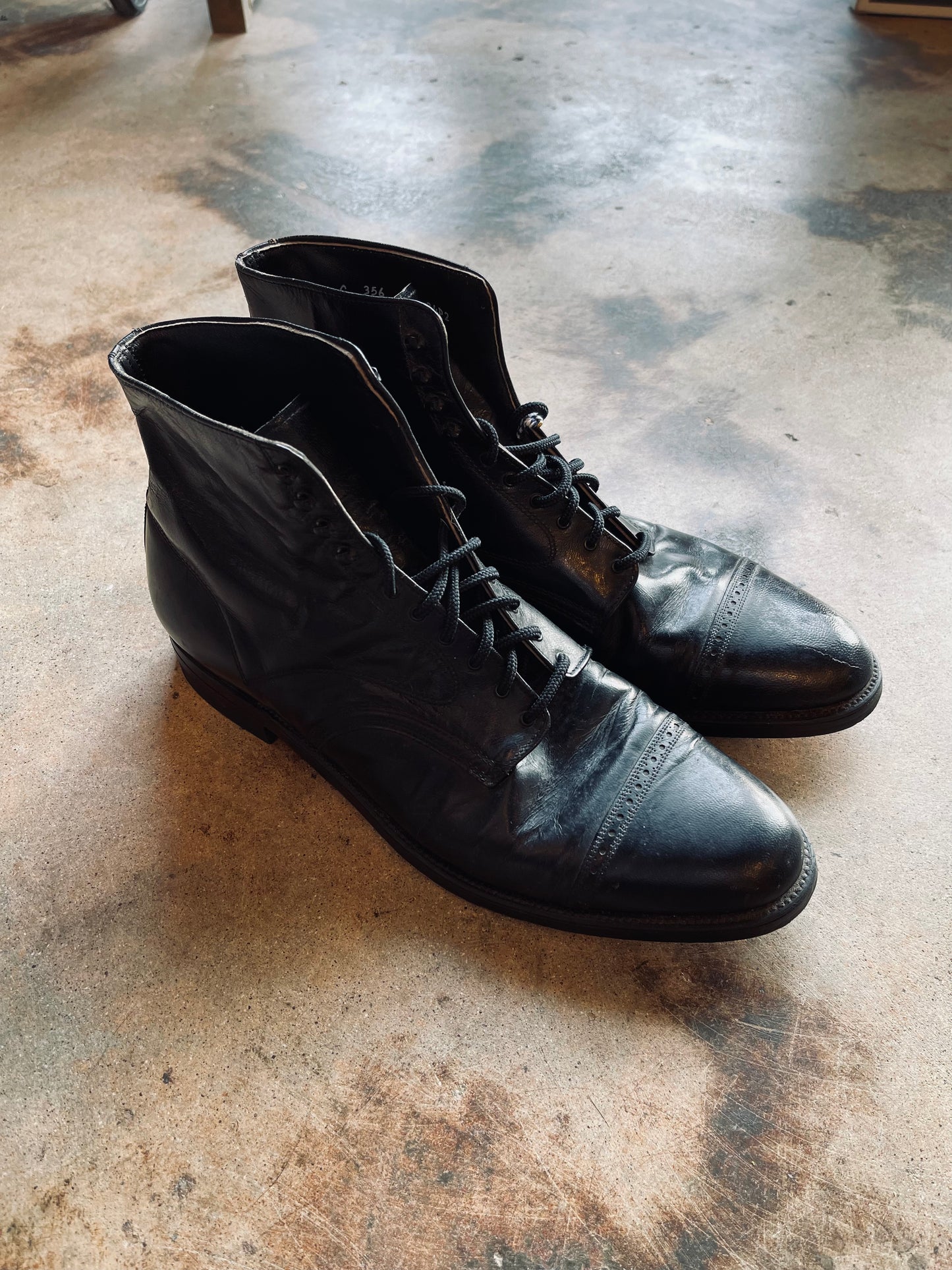 Mason Shoes Cap Toe Lace Up Boot