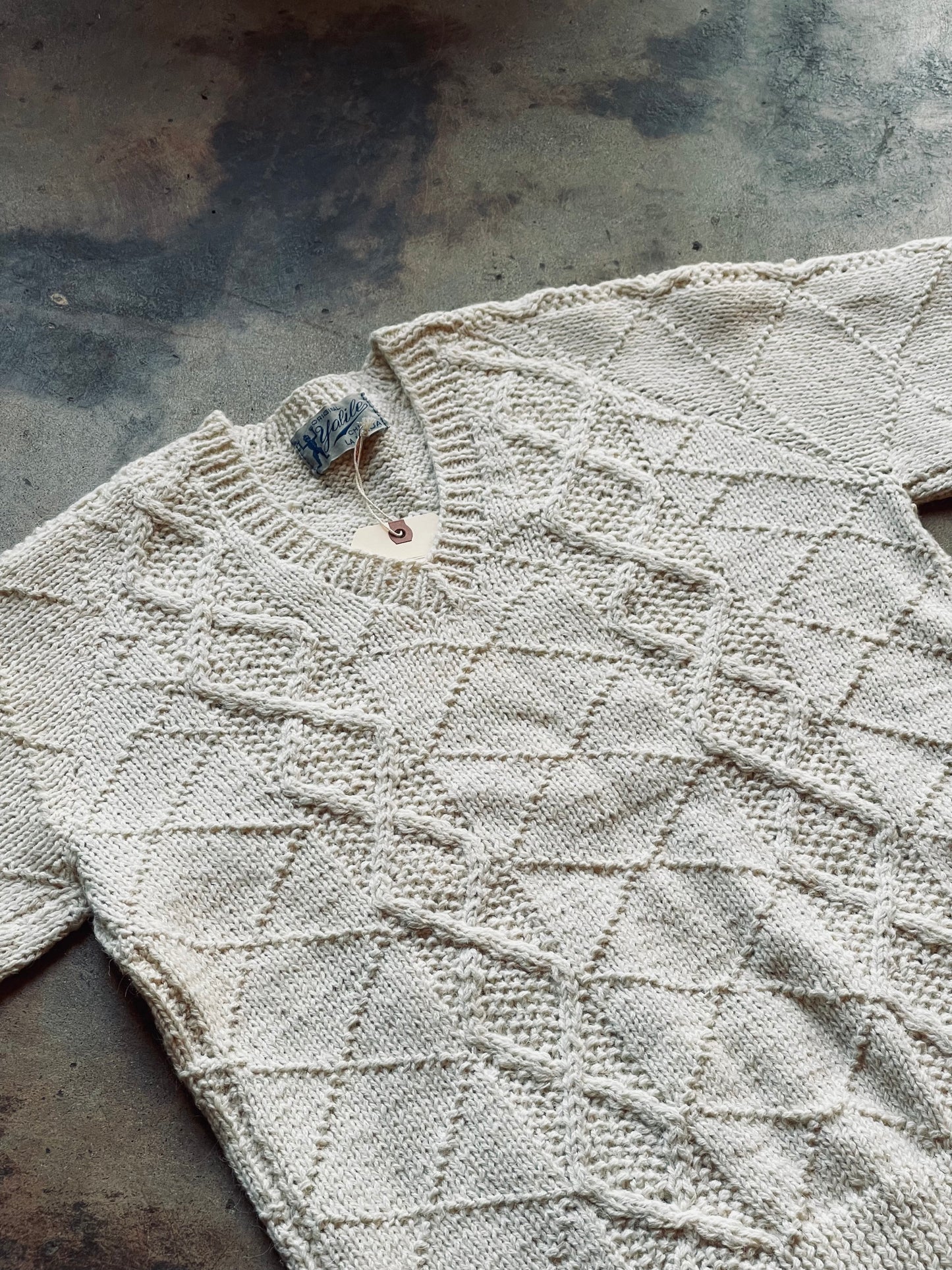 1970‘s Yalile V-Neck Cable Knit Sweater | Medium
