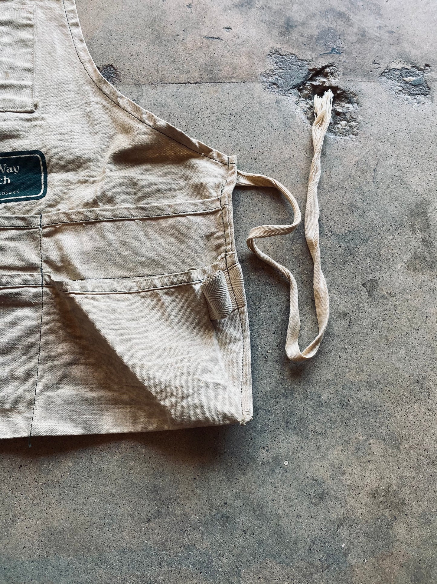Vintage Garden Way Research Apron