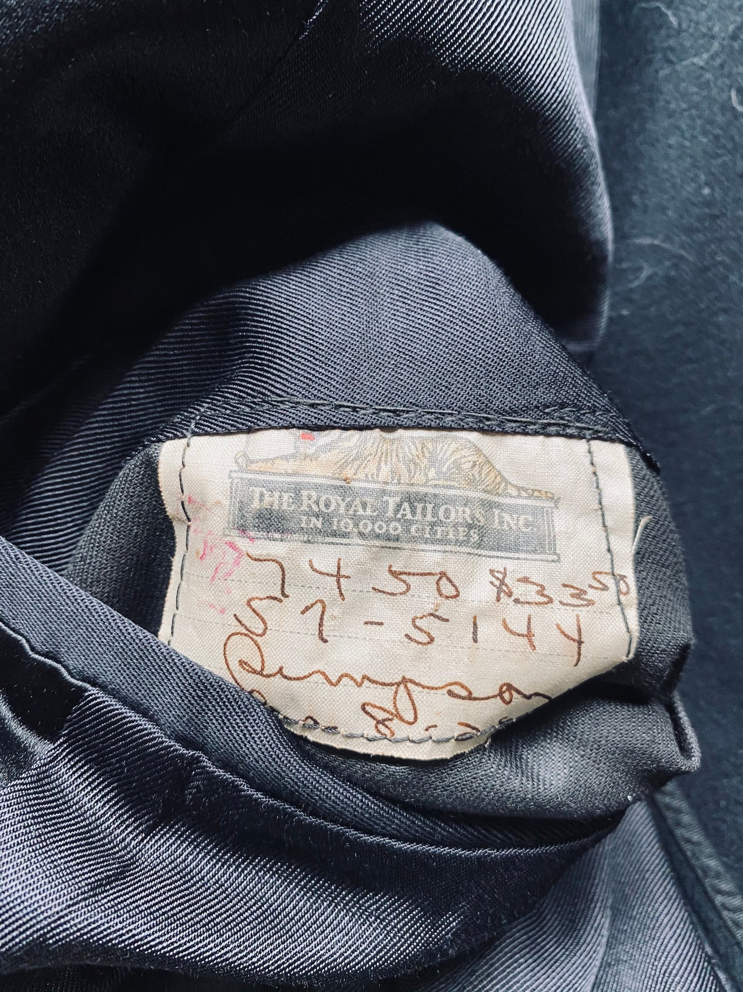 1930s Royal Tailors Inc Custom Tuxedo | 38R