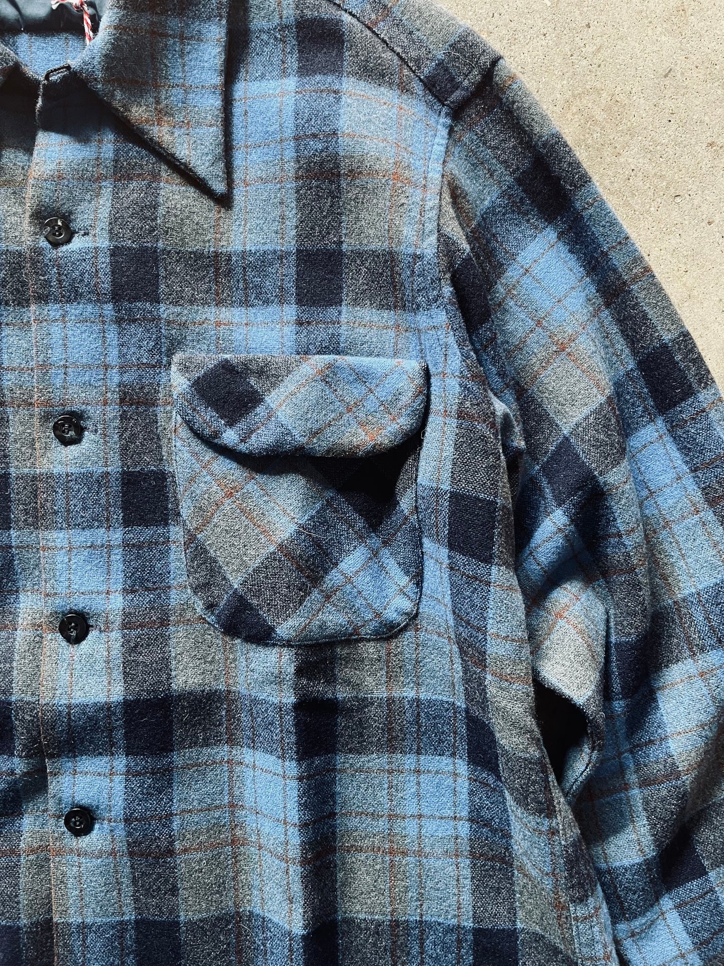 1960’s Pendleton Board Shirt | Large