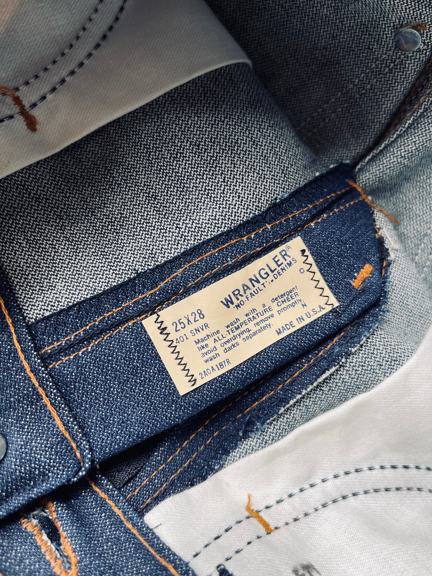 1970’s Wrangler 401 Raw Denim | 25X28