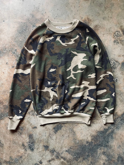 1980’s Duck Bay Camo Raglan Sleeve Sweatshirt | Medium