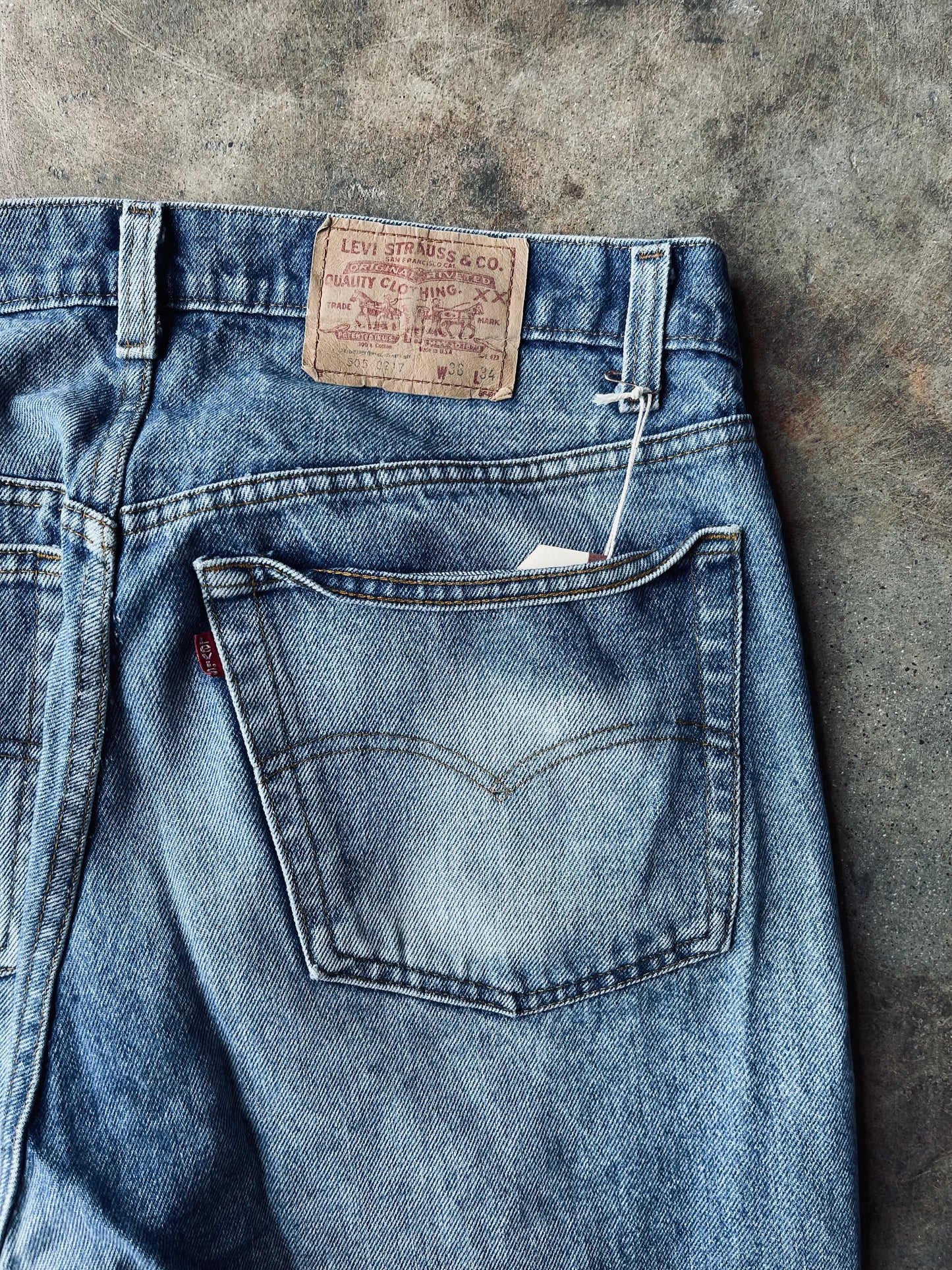 1980’s Levi’s 505 Red Tab Denim | 38X34