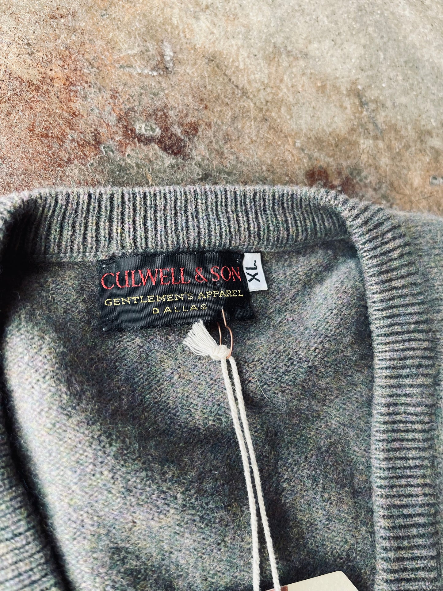 1970’s Culwell & Son V-Neck Sweater | X-Large