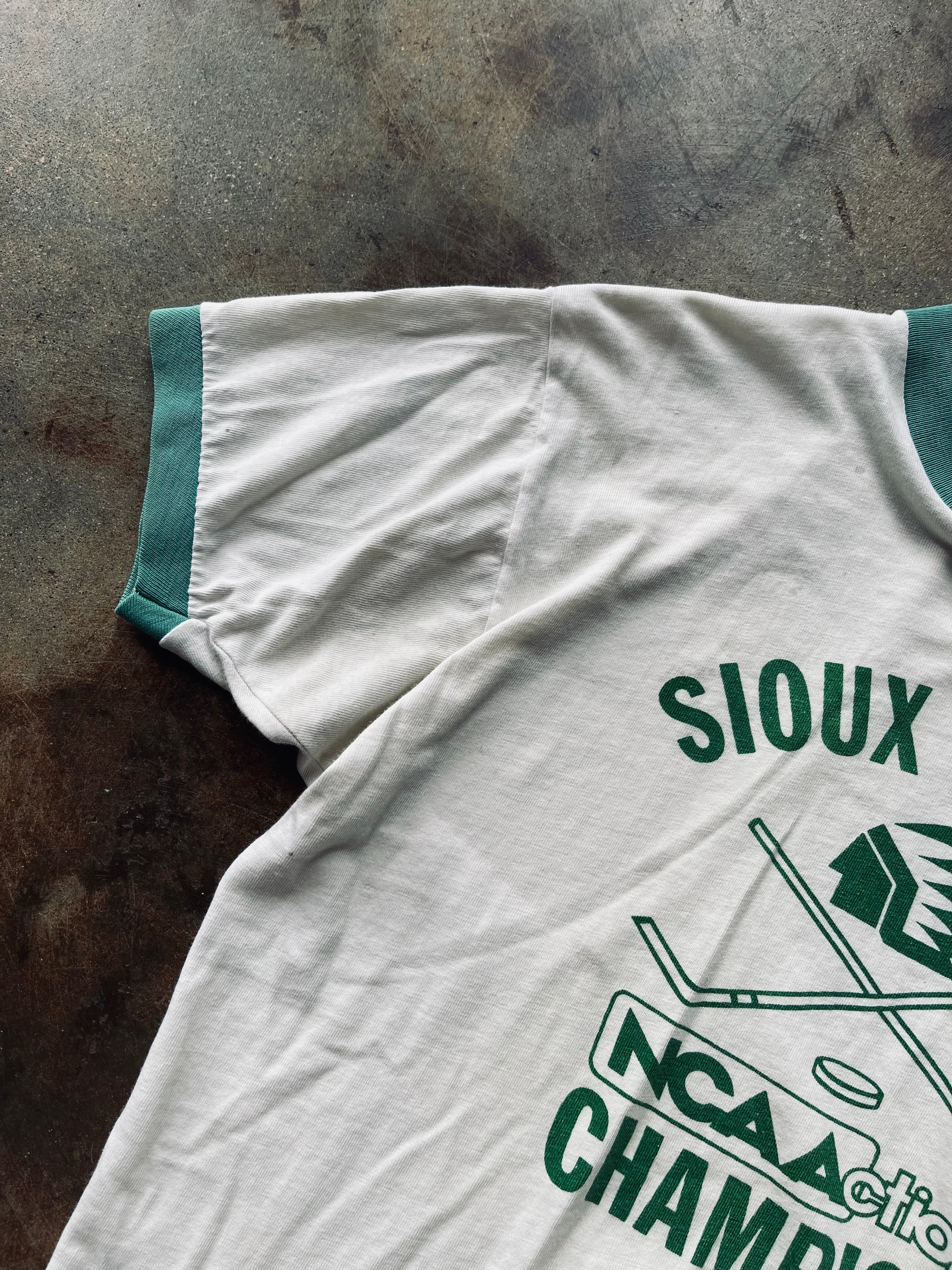 1970’s Collegiate Pacific Sioux Hockey Ringer | Medium