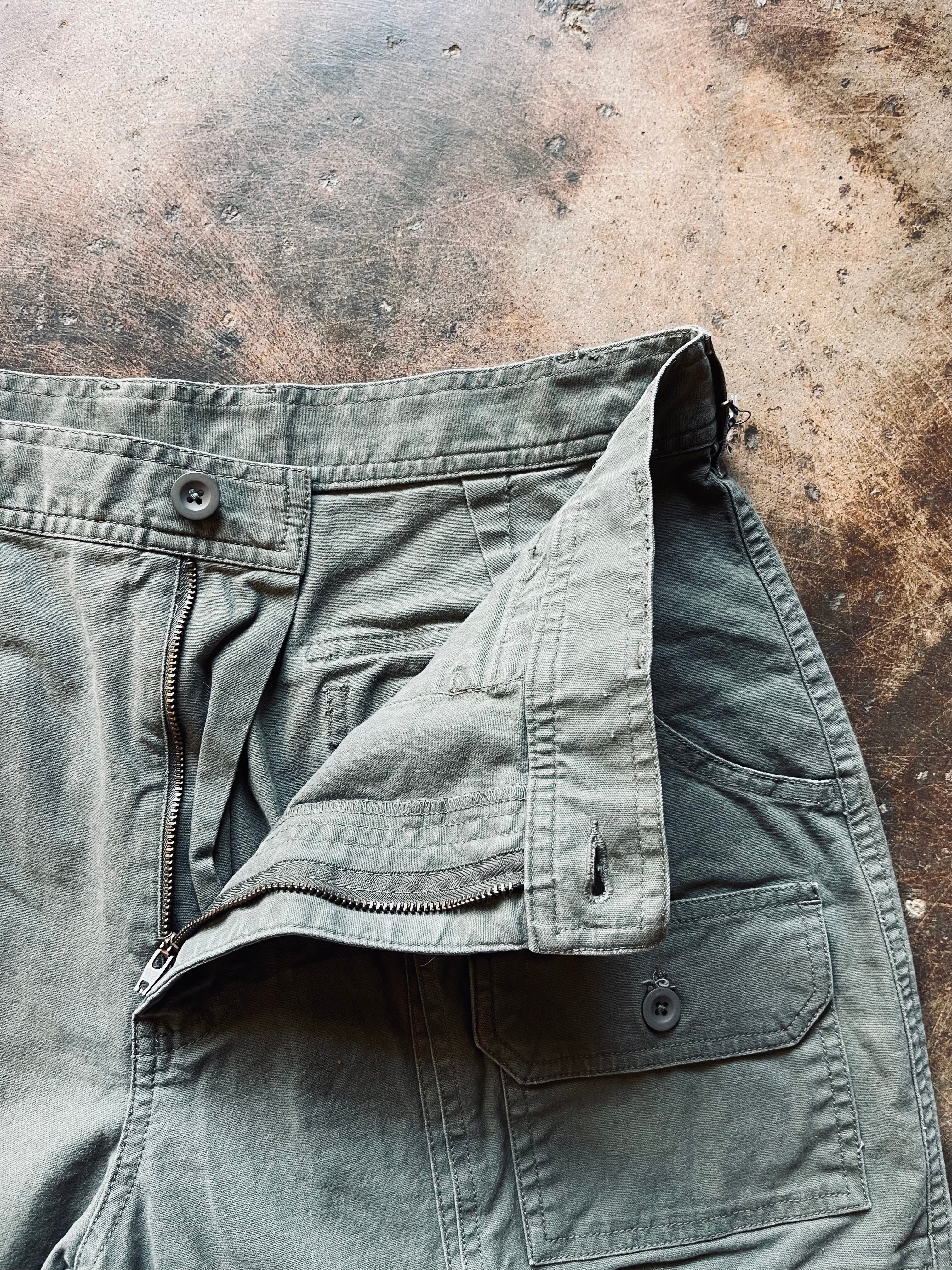 Vintage L.L. Bean Surplus Pocket Shorts | 34