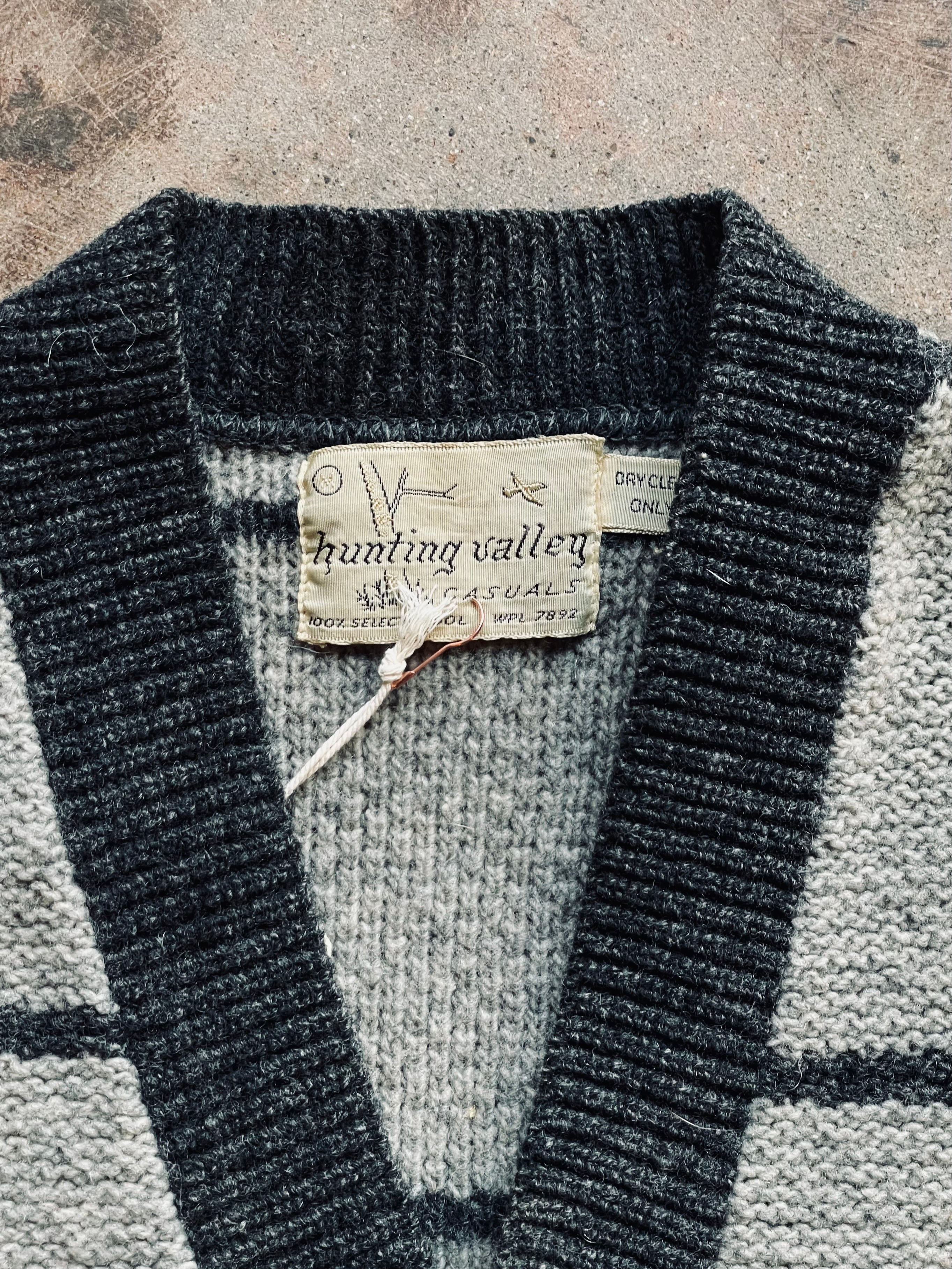 1950’s Hunting Valley V-Neck Sweater | Medium