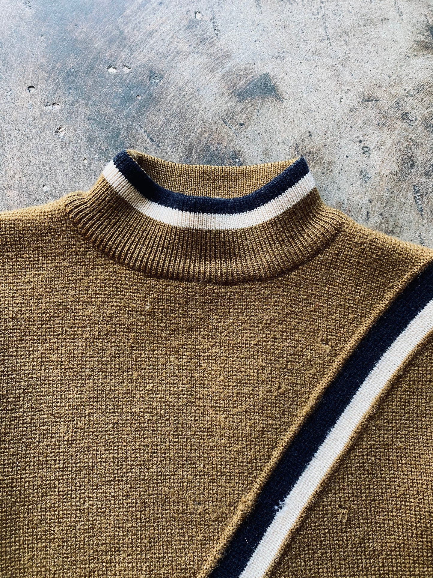 1960s White Stag Mod Knit Sweater