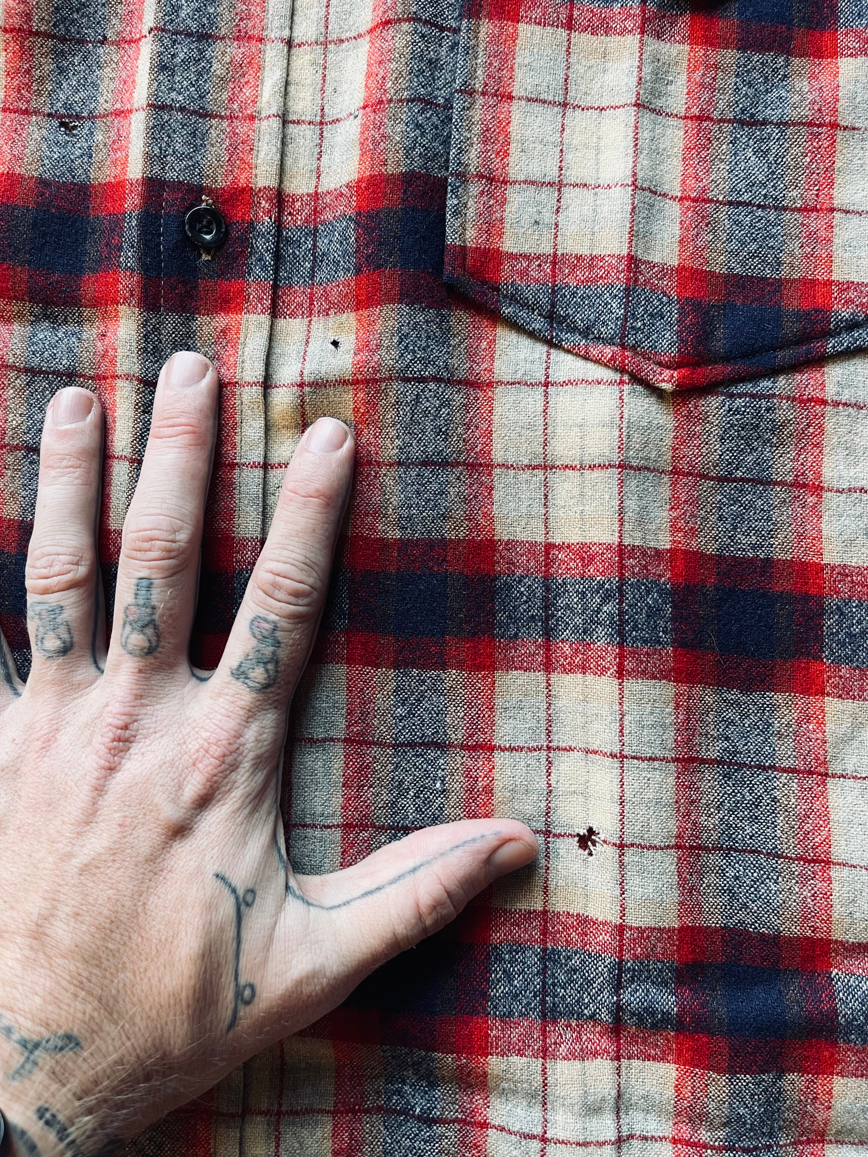 1970’s Pendleton Double Pocket Shirt | Large