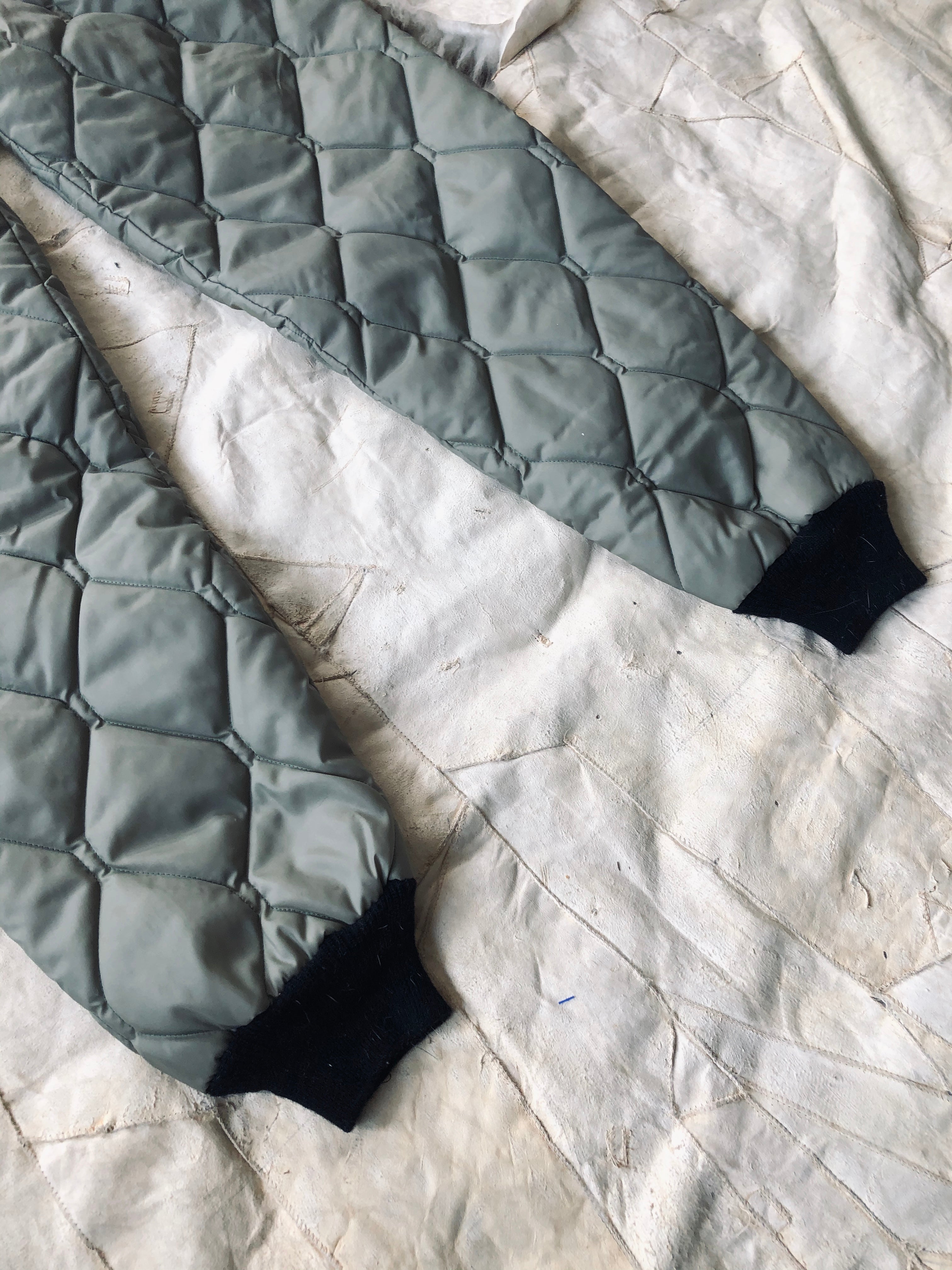 1980’s Quilted Underwear Trousers | Large
