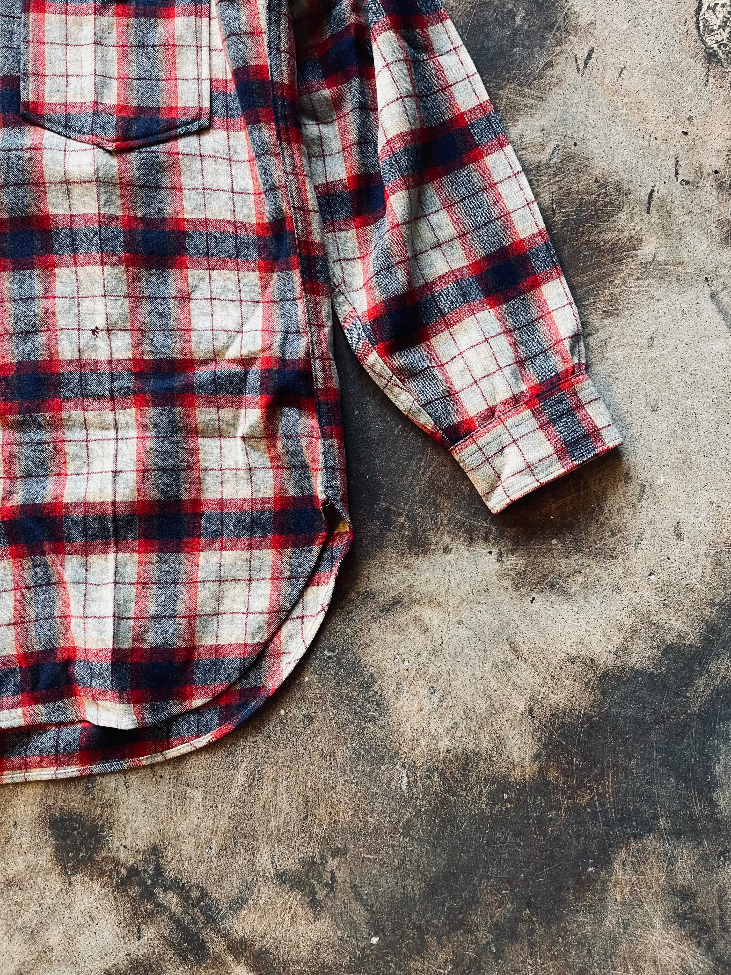 1970’s Pendleton Double Pocket Shirt | Large