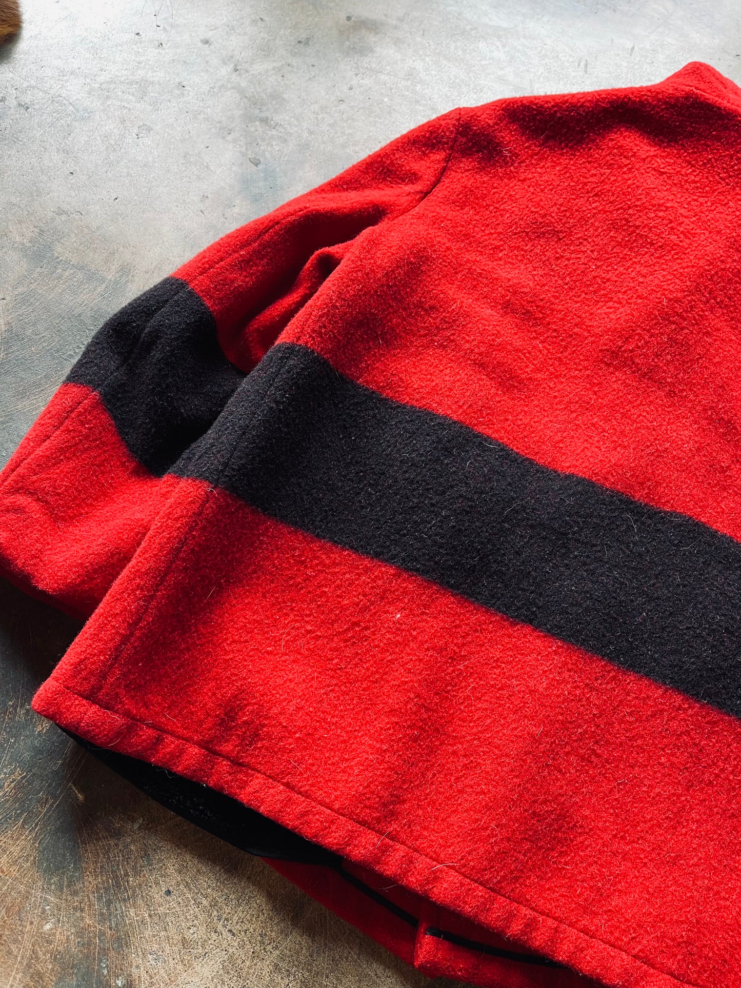 1980’s Woolrich Blanket Coat | 42